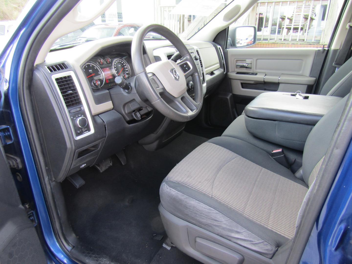 2011 Blue /Gray Dodge Ram 1500 SLT Quad Cab 2WD (1D7RB1GP1BS) with an 4.7L V8 SOHC 16V FFV engine, Automatic transmission, located at 15016 S Hwy 231, Midland City, AL, 36350, (334) 983-3001, 31.306210, -85.495277 - Photo#3